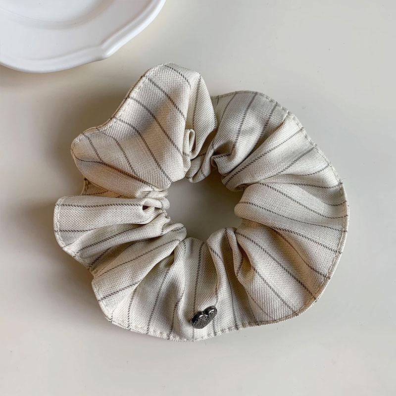 

Корейский полосатый шарф-скранчи с сердечком: Высококачественная большая резинка для волос для женщин