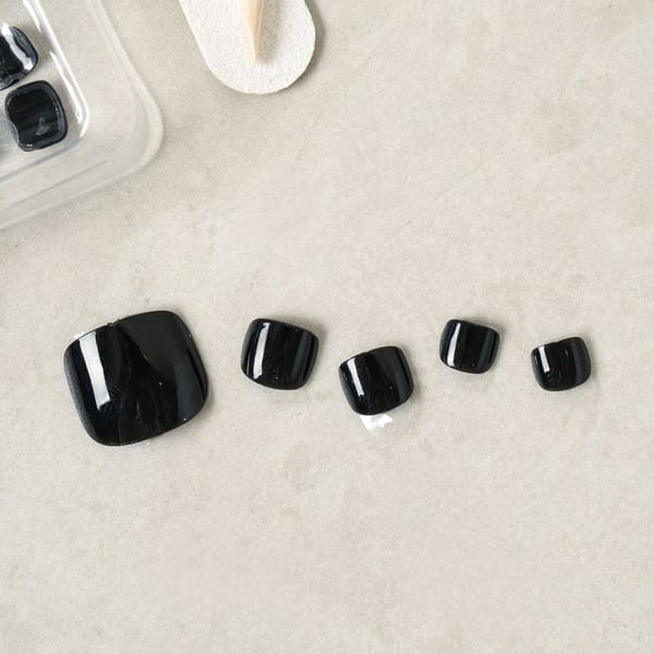 

T.I.T.A Solid Pedi Tips 14 Pieces (Black)