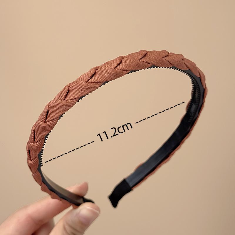 High-End Non-Slip Twisted Hair Headband for Women – Perfect for Washing Face, 2025
