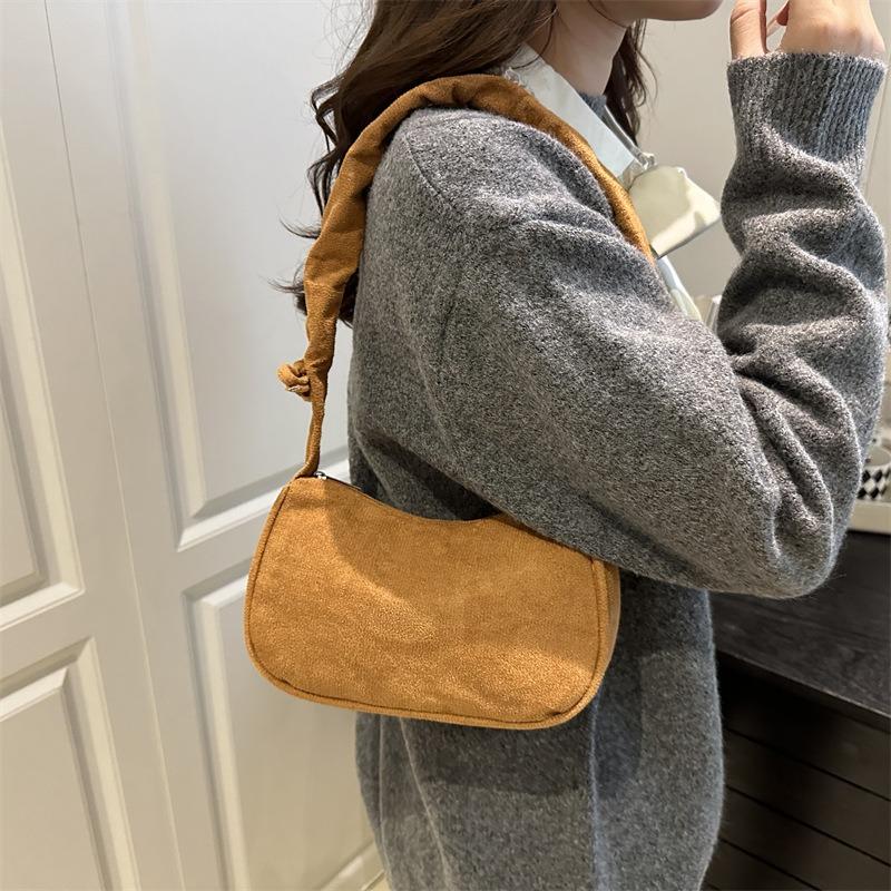 Fashion casual messenger bag shoulder bag summer new simple lightweight fabric armpit bag