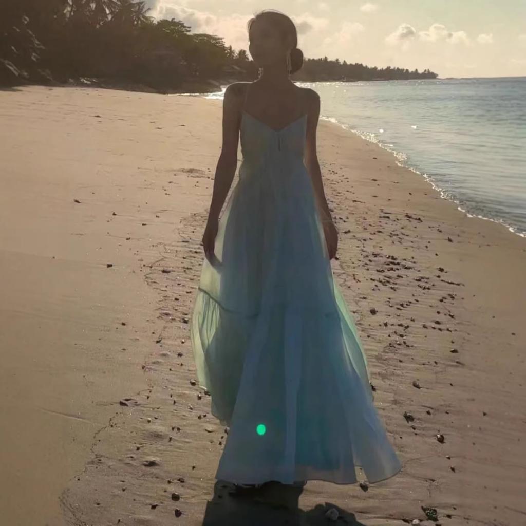 Mint Mambo Seaside Resort Atmosphere Beach Dress Design Sense Neck Dress Fairy Temperament Swing Skirt