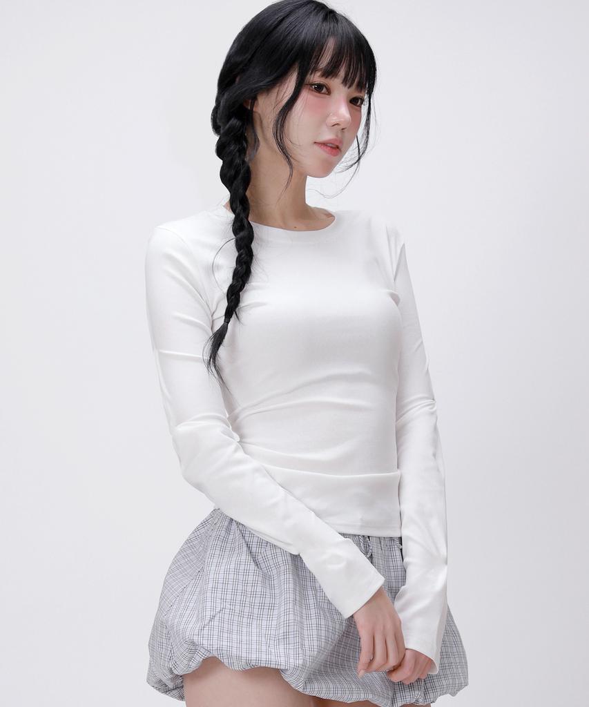 LIKE THE MOST Slim Basic Long Sleeve T-Shirt_White