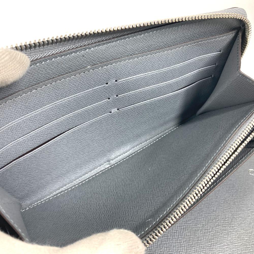 Louis Vuitton M30517  Taiga Zippy-Organizer Long wallet Zip Around Long Wallet