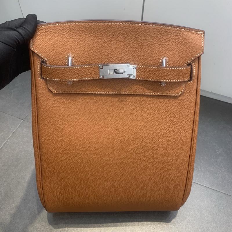 26 Neue erste Schicht Rindsleder Togo quadratische Schlüsselloch Brusttasche Unisex Leder Bauchtasche schräg über Körper tragbare Umhängetasche modisch Rücken