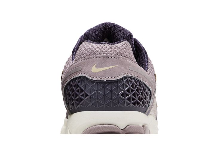 Nike Zoom Vomero 5 Platinum Violet Men's Sneakers