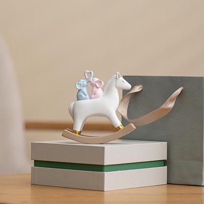 Resin Horse Figurine Rocking Statue Prop Realistic Accent Decorative Ornament Table Decoration