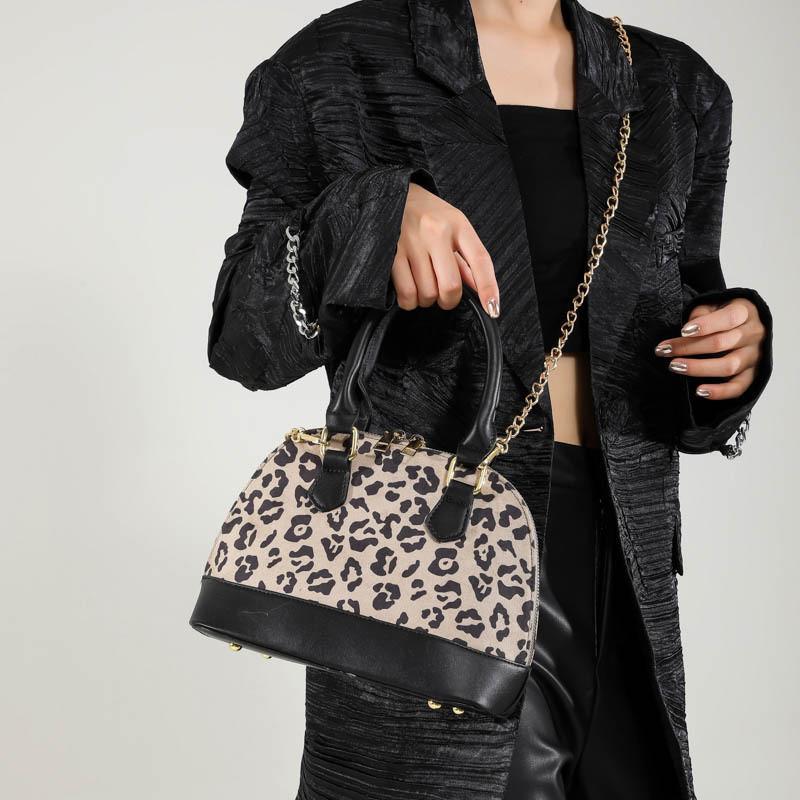 Fashionable Trendy Yellow Pu Shell Shoulder Bag For Casual Everyday Use