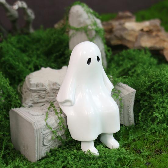 Sitting Ghost Figurine Halloween Ghost Statue Resin Desk Ghost Ornament for Indoor Planter Bookshelf Cabinet Decoration