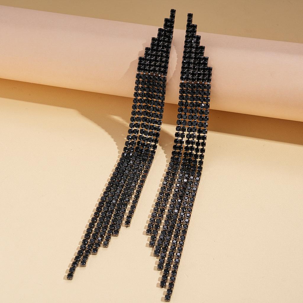 Exaggerated personality diamond-set long fringed silver needle earrings fashion ins environmentally friendly earrings