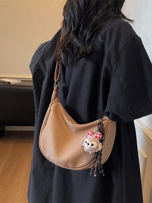 Canvas Dumpling Bag For Women With Zipper Closure And Street Style Design
