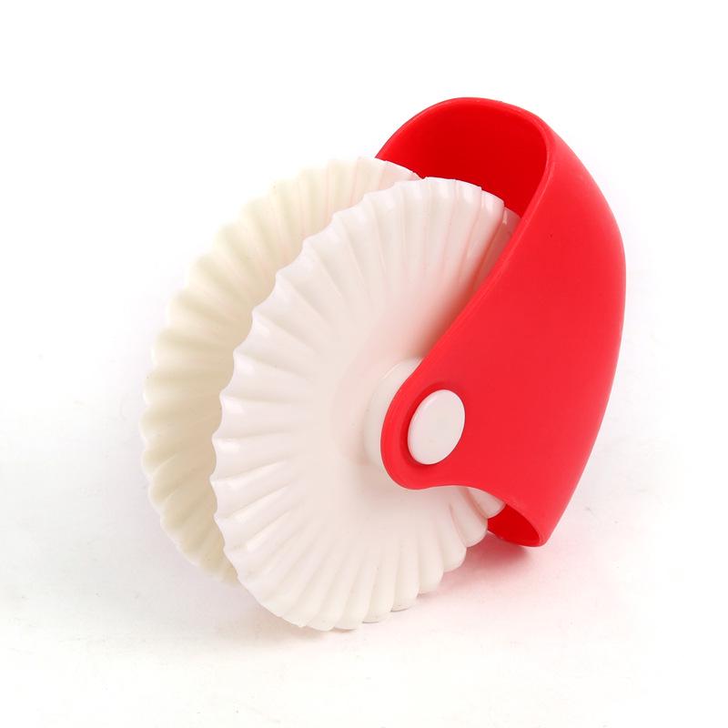 Teigrädchen & Teigschneiderolle - Kreatives Backwerkzeug