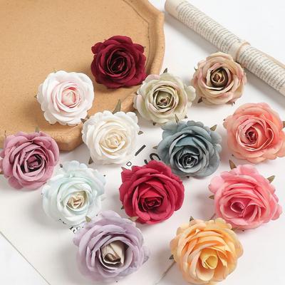 Decorațiuni pentru casă – Flori decorative şi coroane de flori