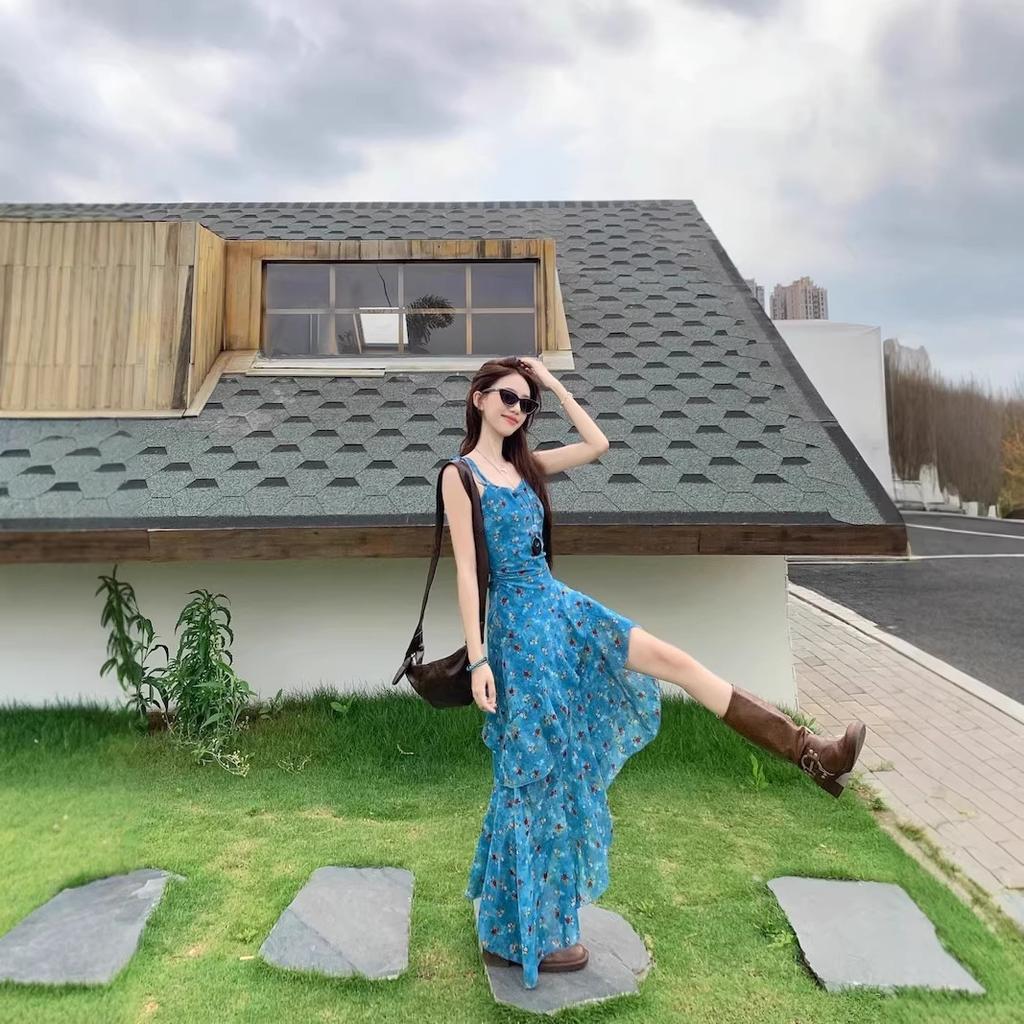 Holiday style retro floral suspender dress women's summer design sense irregular long dress waist thin A-shaped skirt