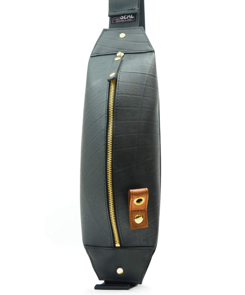 SEAL Waterproof Bag for Perfect for Outdoor Design One-Shoulder Men, Activities, Stain-Resistant, One-of-a-Kind (PS-037SGL)