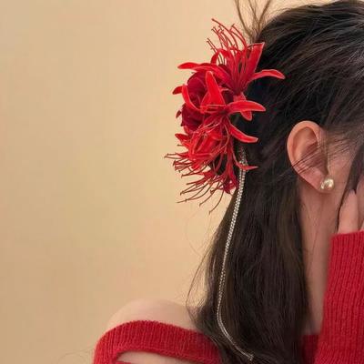 Grampo de Cabelo Inspirado em Hanfu Chinês Antigo Flor Simulada com Design de Borla Cabelo Grosso Cacheado Acessório de Casamento