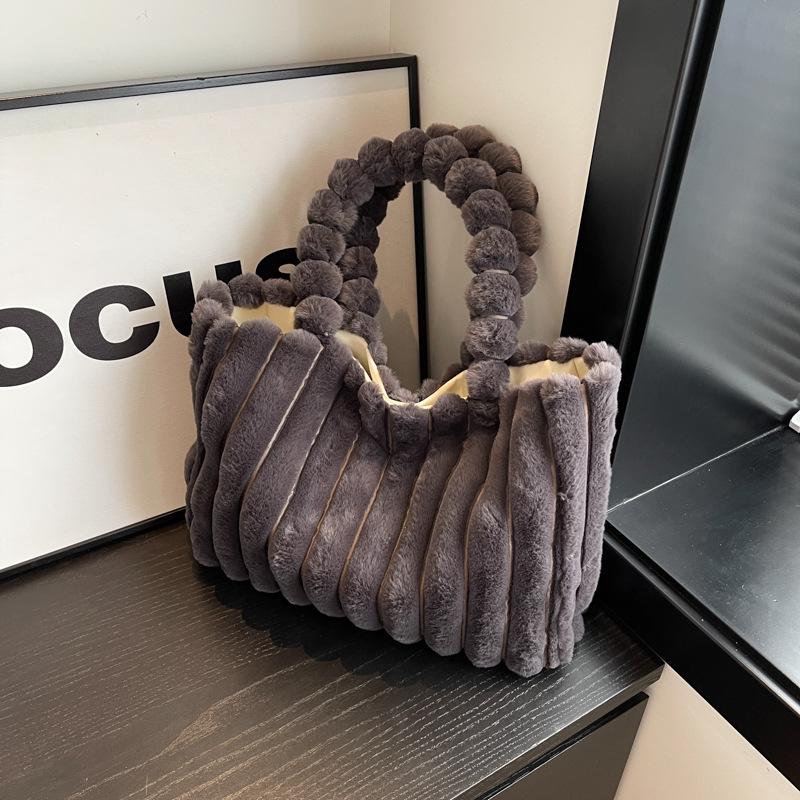 Trendy Autumn/Winter Plush Shoulder Bag – Cute, Fashionable, Large Capacity Handbag