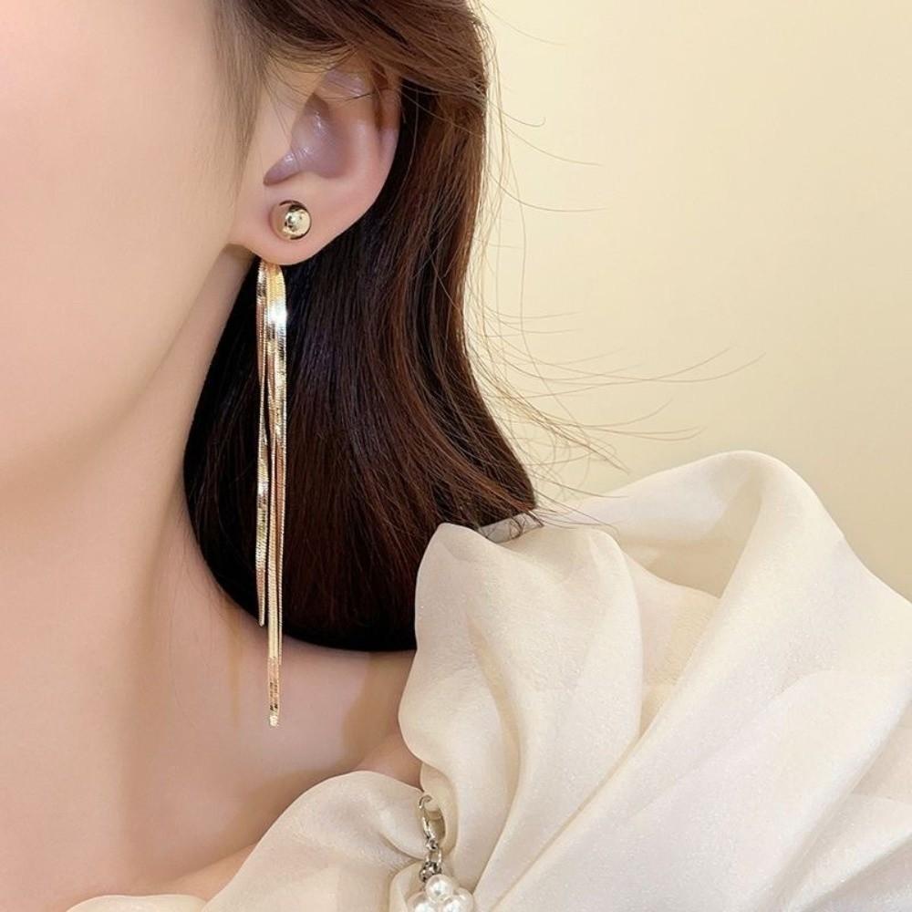 Leichter Luxus Charm Metallohrringe Elegante Hängende Ohrringe Trendige Quastenanhänger Ohrringe Party