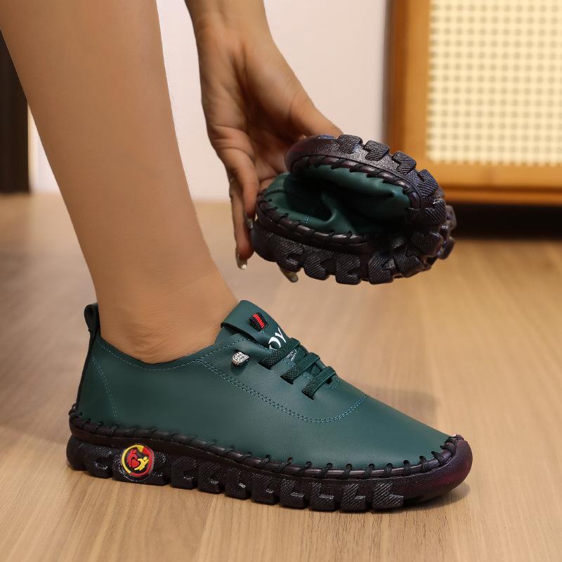 35-45,Soft-soled Shoes Women's Large Size Hand-stitched Lace-up Outside Casual Shoes, Ladies Imitation Leather Shoes