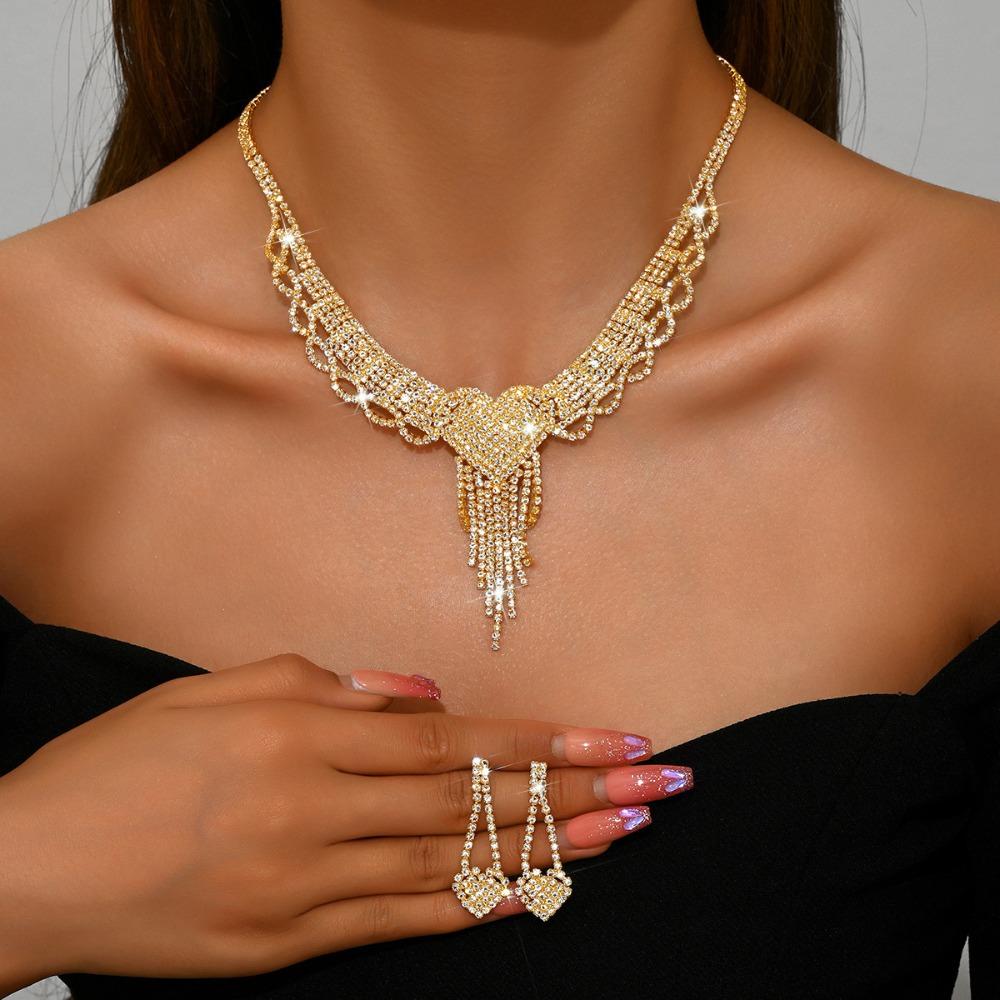New 2pcs Set Luxury Shiny Full of Rhinestone Heart Pendant Tassel Necklace Drop Earring Set for Women Bride Wedding Jewelry Sets