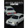 1/32 Toyota Crown Alloy Model Car Toy Diecasts Metal Casting Sound and Light Car Toys For Children Vehicle