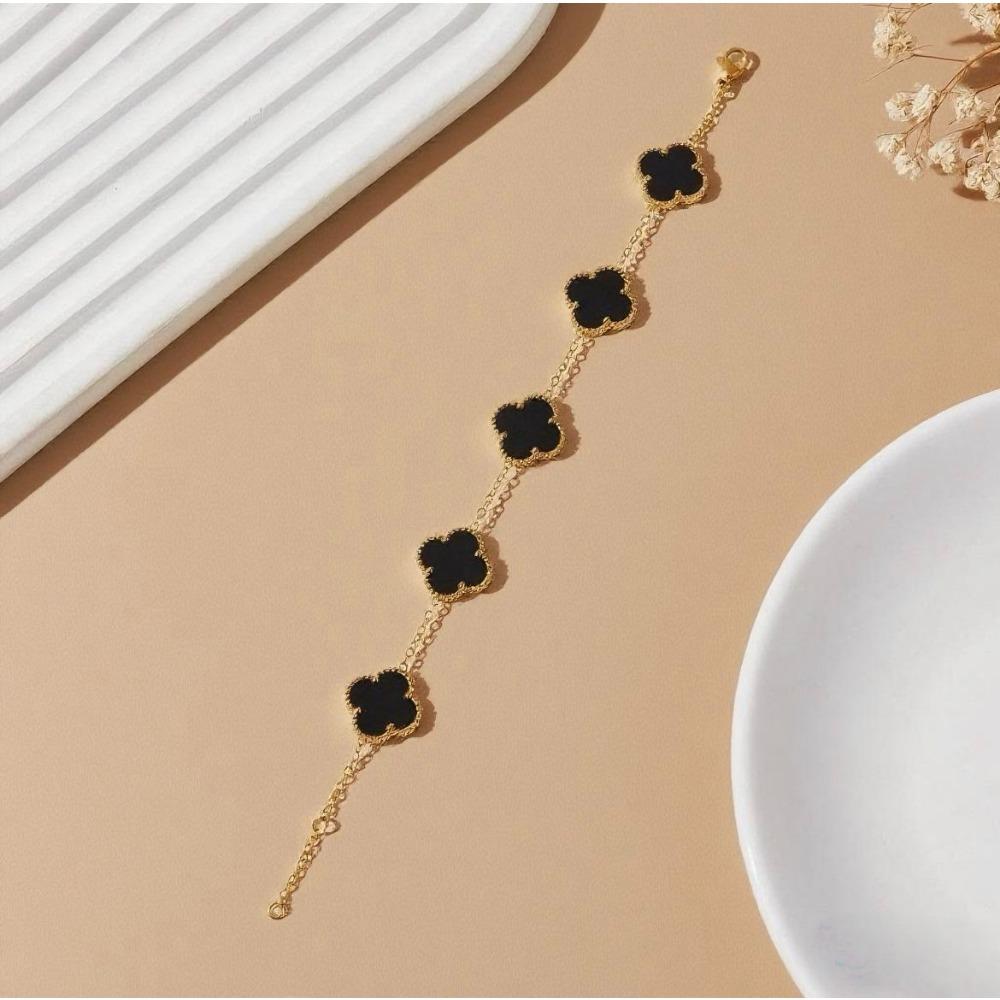 Bracciale alla moda con quadrifoglio Lusso leggero Gioielli da donna di alta gamma