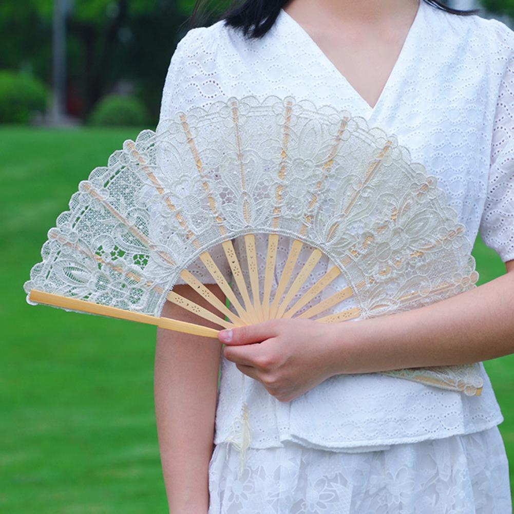 Elegant Lace Trim Fan Vintage Fabric Folding Fan Elegant Vintage Style Lace Trim Folding Fan with Tassel for Wedding for Stage