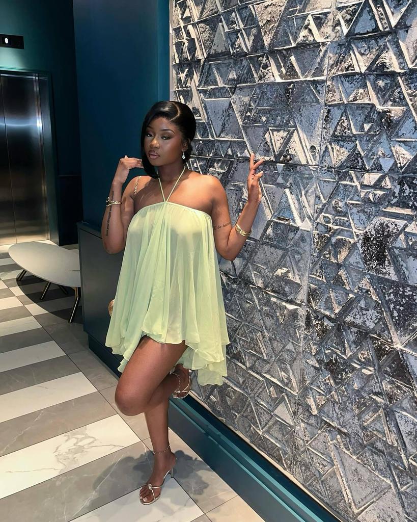 2025 Spring/Summer Sexy O-neck Strapless Halter Loose Dress for Women