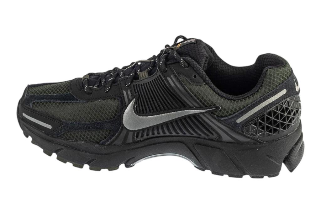 Nike Zoom Vomero 5, Mens green Running shoes