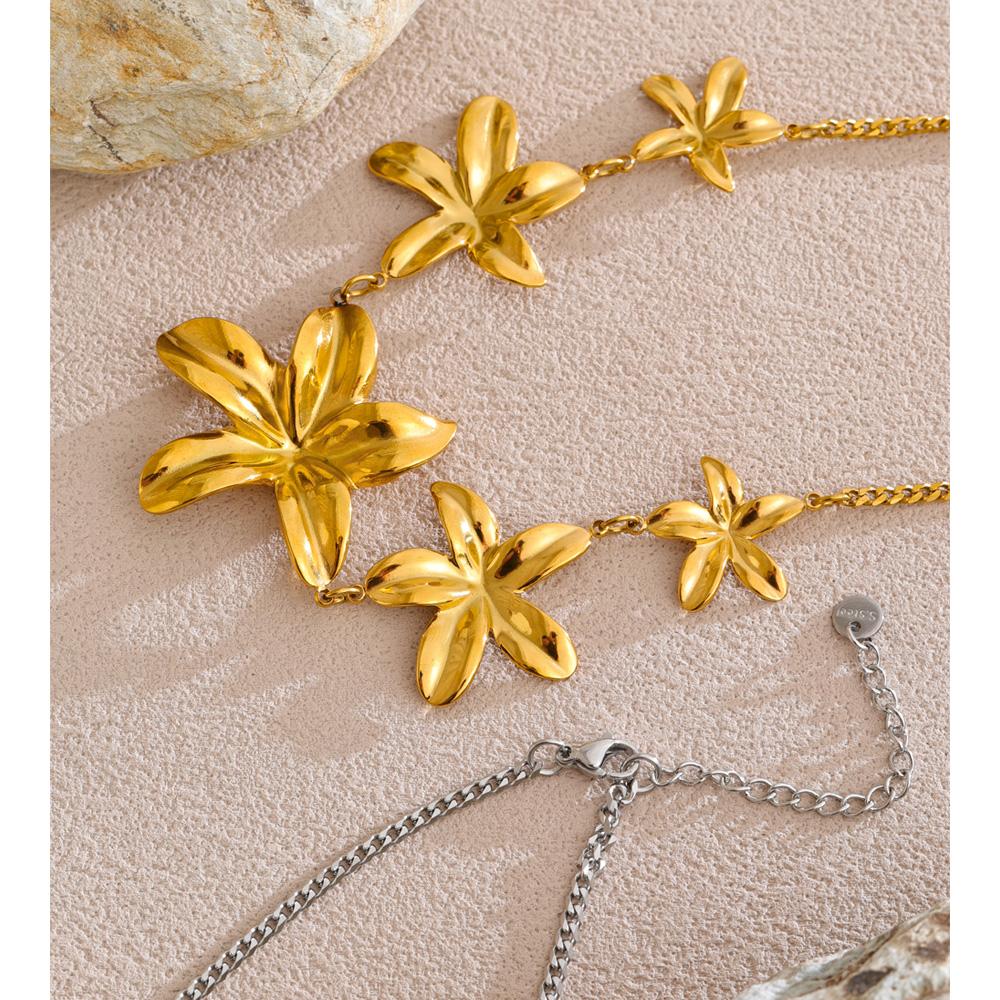 Yhpup Popolare Collana con Ciondolo a Fiore in Acciaio Inossidabile Catena Metallo Resistente all'Appannamento Moda Collare Gioielli Placcato PVD Impermeabile
