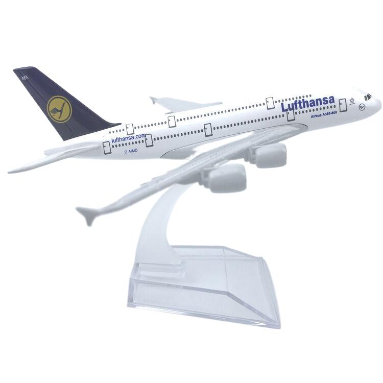 

Lufthansa 380 Alloy Aircraft Model 16CM белый