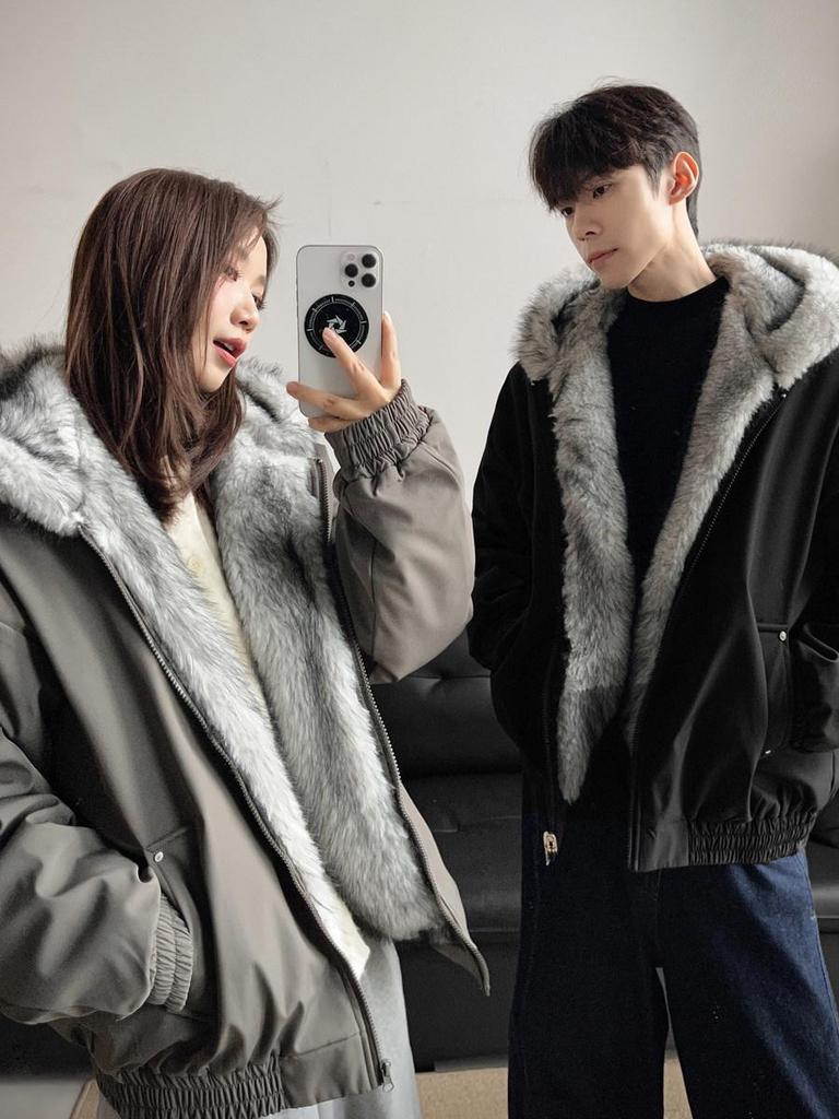 Men's Winter Polar Wolf King Heavyweight Mink Fur Hooded Jacket with Large Collar, Plus Velvet Thickened for Warmth.