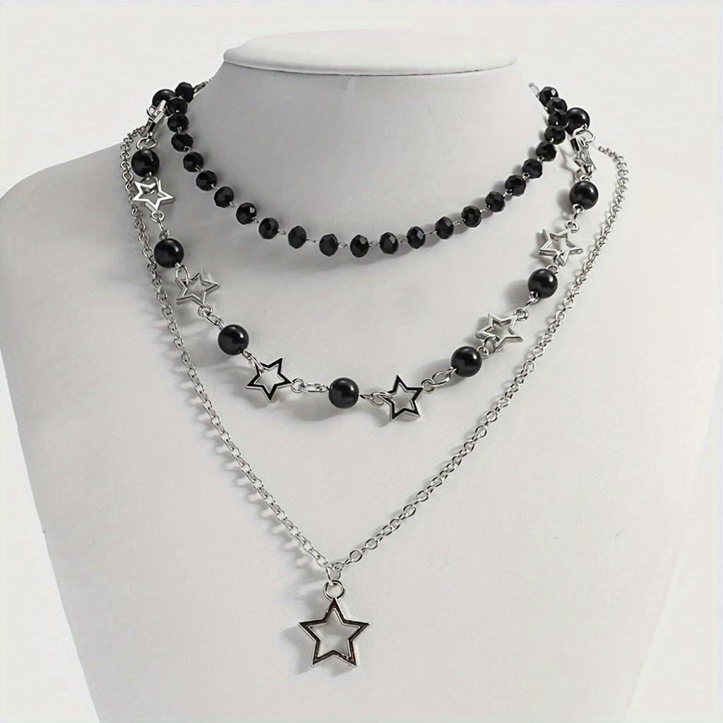 Trendy Y2K Star Pendant Necklace Vintage Goth Simple Multi Layered Metal Chain Necklace Women Charm Statement Jewelry Gifts