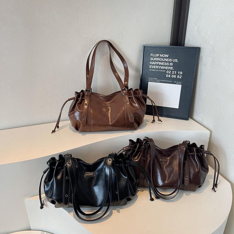 Retro Niche Tote Bag for Women, Large-capacity Women's Bag, Light Luxury Pleated Underarm Bag, Single-shoulder Bag