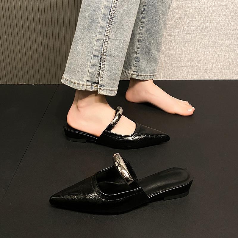 Pointed Shallow Mouth Cool Drag Women Wear Outside Summer New Baotou Metal Buckle Soft Bottom Non-slip Semi-drag