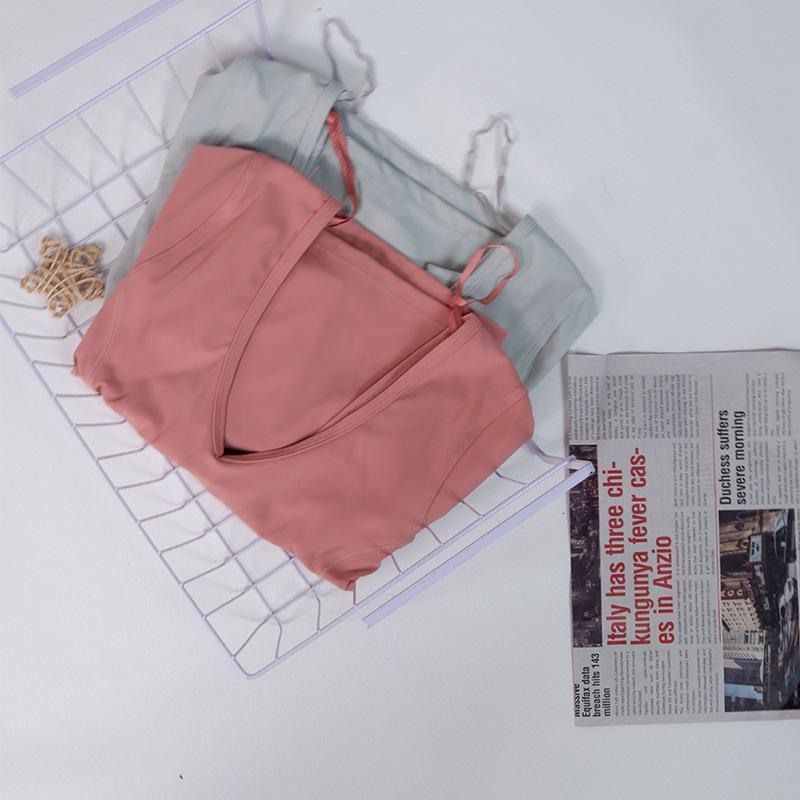 Damen V-Ausschnitt U-Rücken Nylon Yoga T-Shirt – Kurzarm, Sexy Enganliegend, Schönes Rückendesign