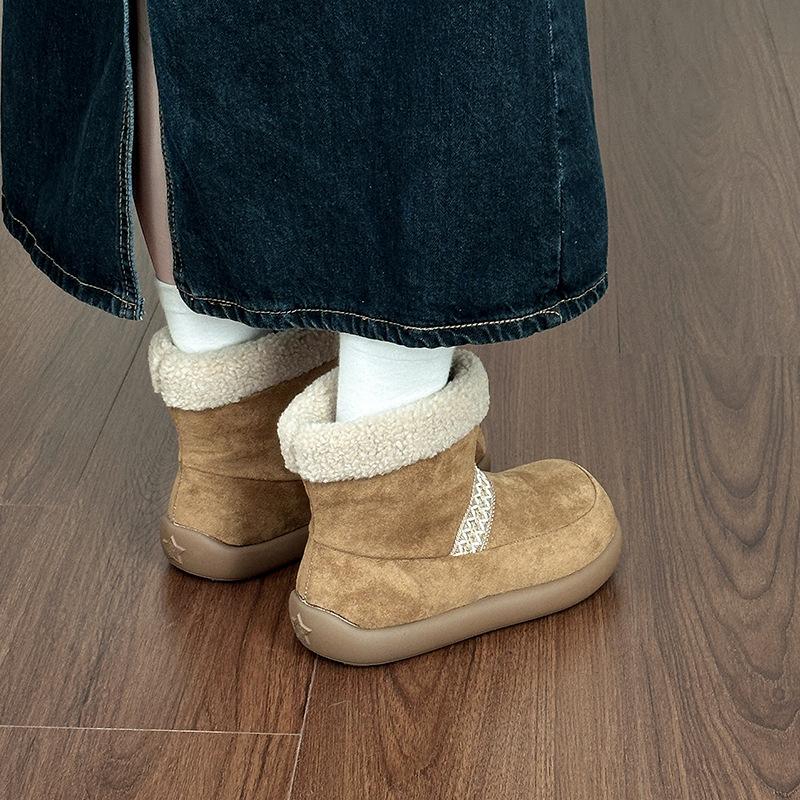 Design Retro Wind Velvet Warm Flat Snow Boots Women's 2025 Autumn and Winter Fashionable and Comfortable Big Head Shoes Short Cotton Shoes