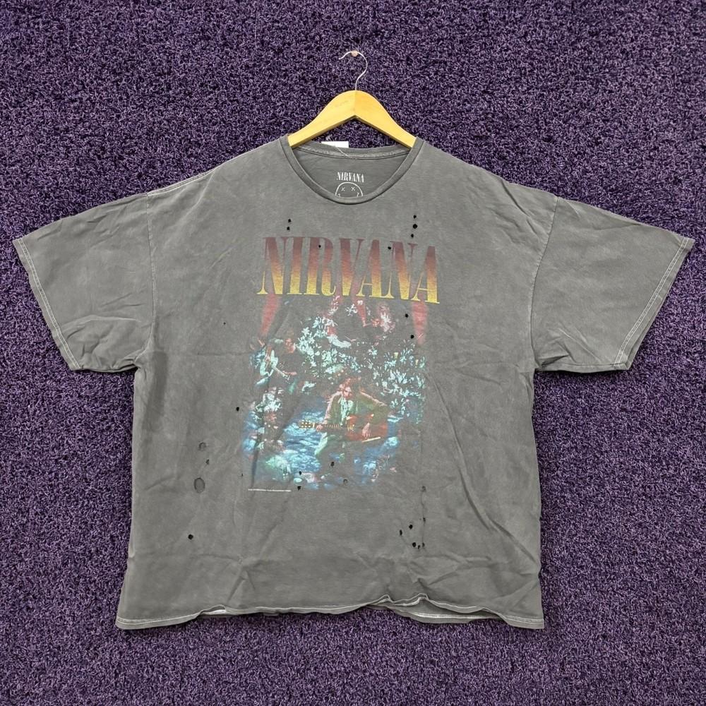 Nirvana Unplugged oversized vtg style Tshirt size one size Unisex T-Shirt M
