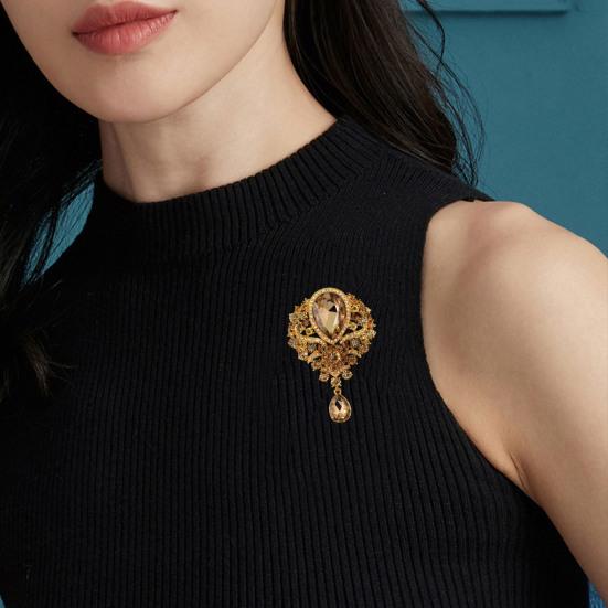 Elegantní brož ve tvaru kapky vody Zářící kamínky Umělý křišťál vykládaný špendlík Svatební párty Odznak Šperky Dárek