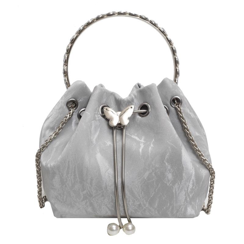 Fashionable Hand-held Pleated Bucket Bag Simple and Versatile Chain Crossbody Bag