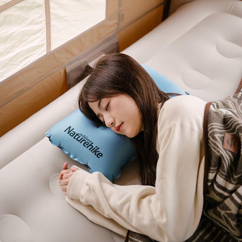 Naturehike Self-Inflating Camping Pillow