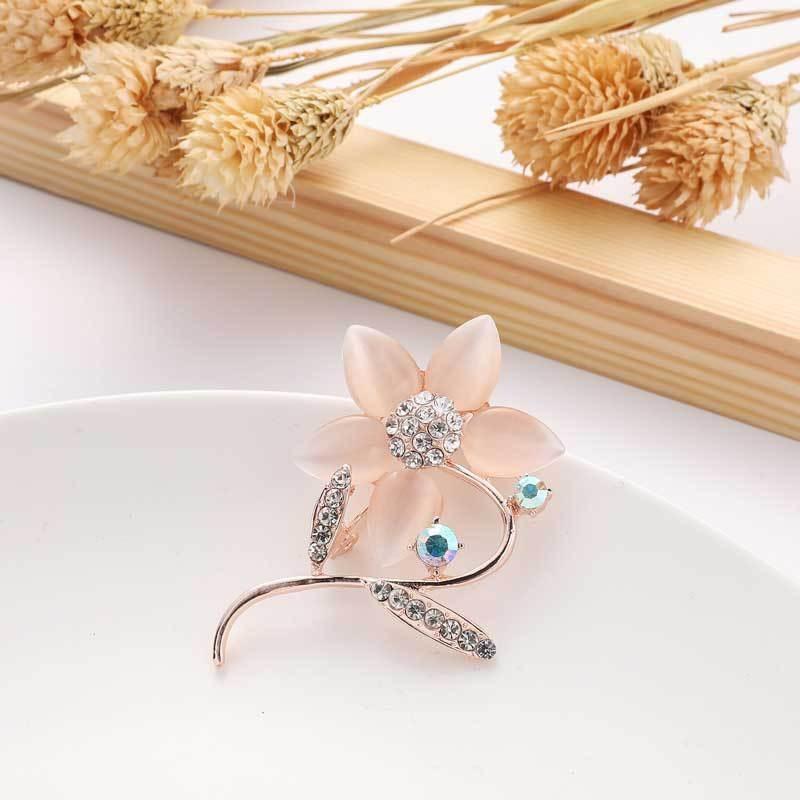 1Pc Romantic Flower Brooch for Women Girls Exquisite Flower Plant Pins Brooches Jewelry Trendy Accessories Party Gift
