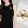 Fashion Pearl Bee Brooches Rhinestone Flower Safety Pins for Women Shirt Dress Scarf Buckle Accessories Office Leisure Jewelry