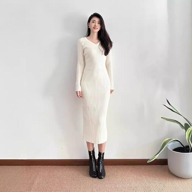Sweater skirt over the knee women's autumn and winter new base inner collar slim-fitting long sweater skirt over the knee long skirt