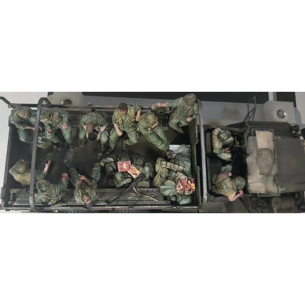 1/35 Resin Figures Model Assembled Kits Vietnam War Us Tourists 11 Figures & Stores Hobby Miniature Unassambled Unpainted Ns316