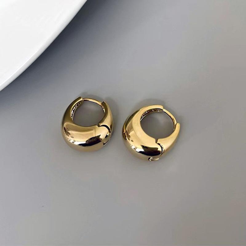 

Metal Fashion Earrings for Women Trendy Polished Hoops Versatile Office Wear Casual Elegant Accessories