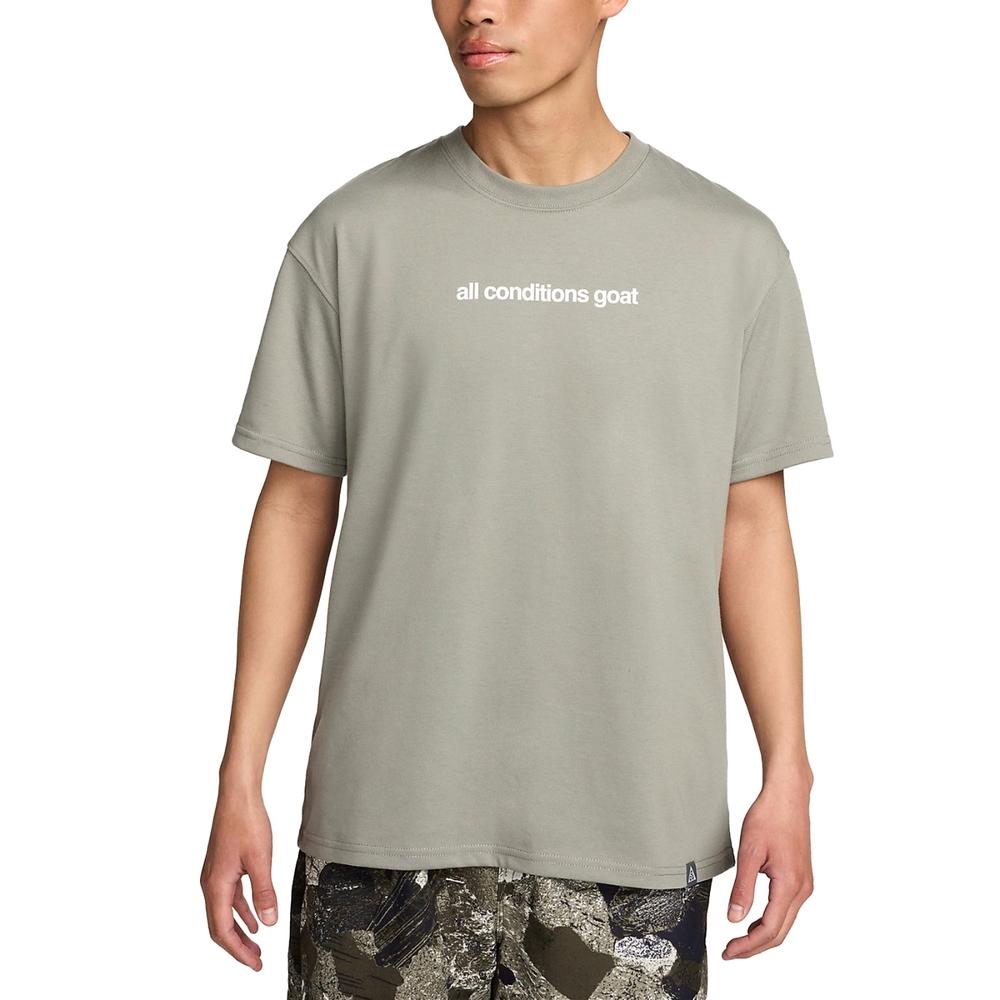 Nike ACG Dri-FIT Buchstaben-Print Schnelltrocknend Locker Geschnitten Rundhals T-Shirt Herren Tops Dunkel-Schlammgrau FV3493053