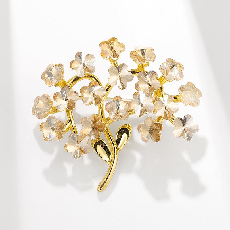 Ethnic Style Cheongsam Brooch: Pink Floral Forget-Me-Not Corsage - Perfect Valentine's Gift