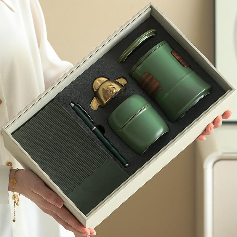 Simple and Classical New Chinese Bamboo Tea Cup Set, the Company Sends Customers Business Souvenirs