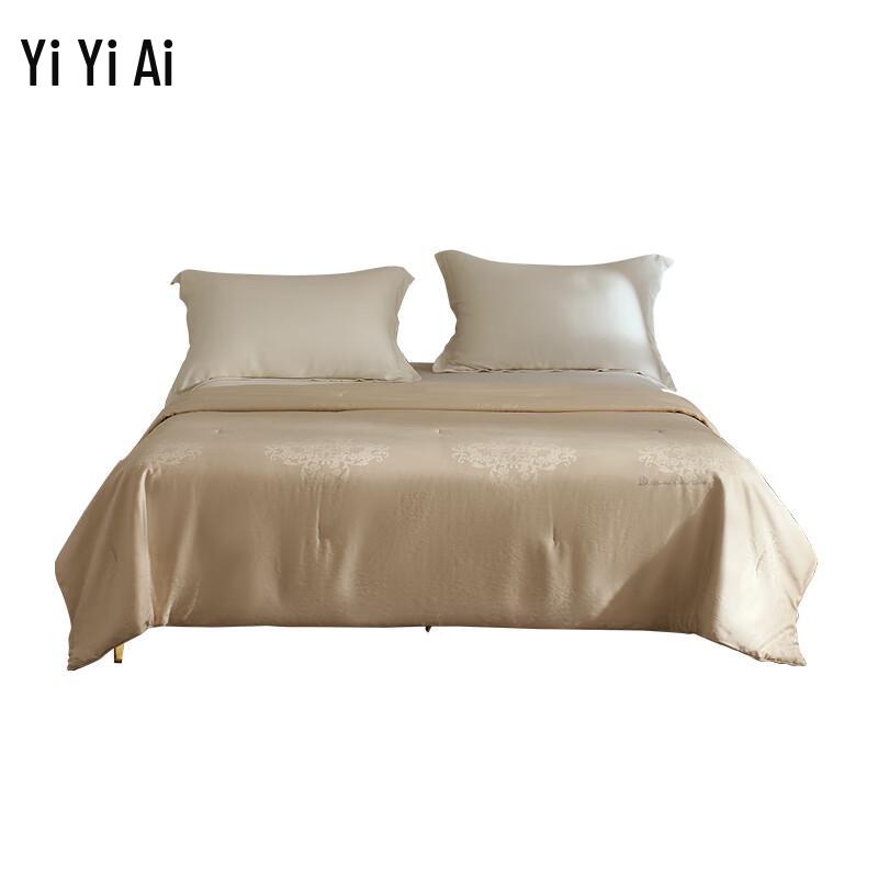 Yiyiai Baroque Tussah Silk Quilt