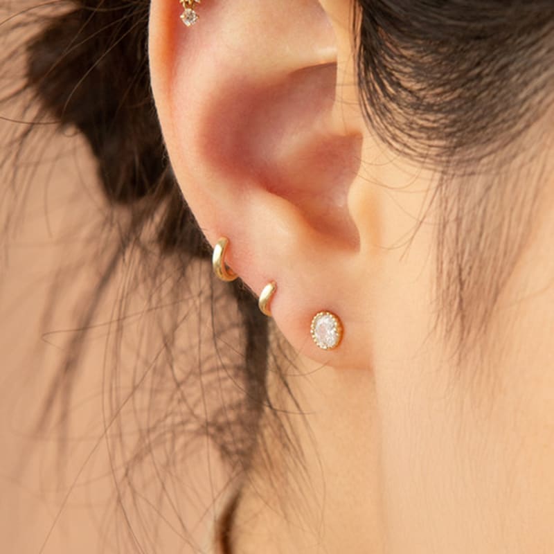 LUNNE 14k Dot Line Oval Cubic Earrings (14K Gold) #W10